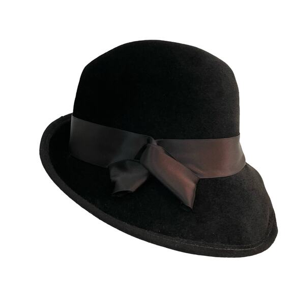 Vintage Accessories - Vintage 1960s Union Made Bowknot Hat Ladies Black Wool Bucket Hat